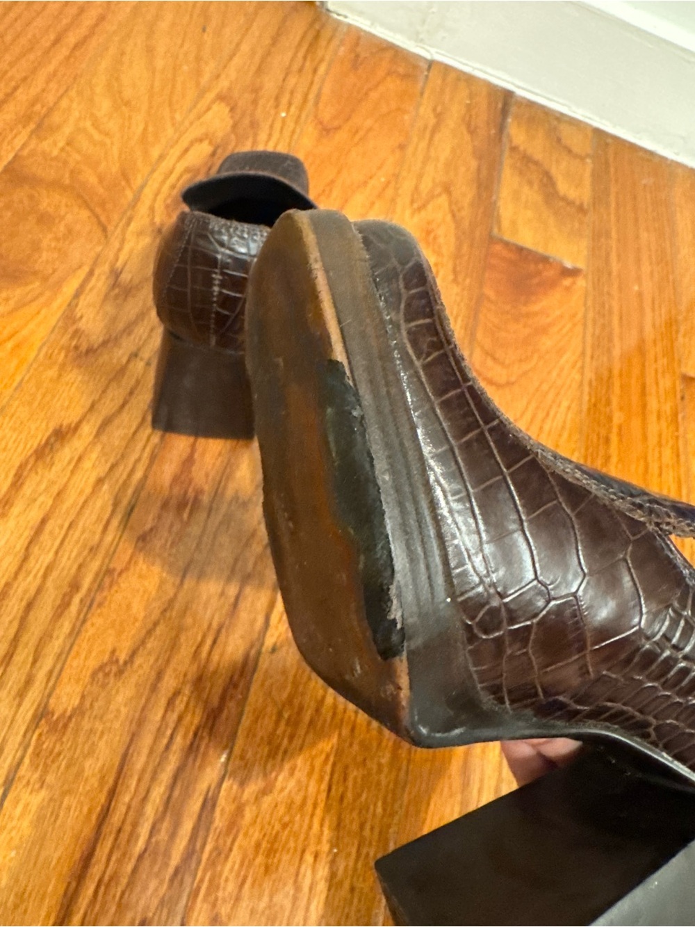 Vintage Steve Madden 90s Brown Platform Oxford Heels - Picture 6 of 9